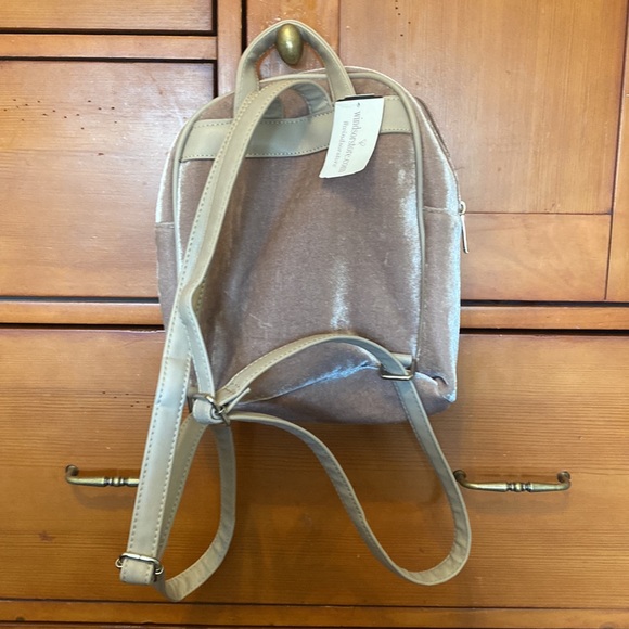 NWT Windsorstore Mini Crushed Velvet Backpack - Picture 2 of 4